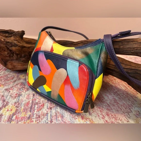 🎨 Darling Anushka Paint Splash! Purse 🌈👜 - Picture 6 of 14